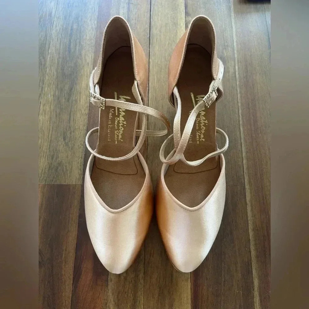 International Dance Shoes satin 2” heel - Picture 5 of 12